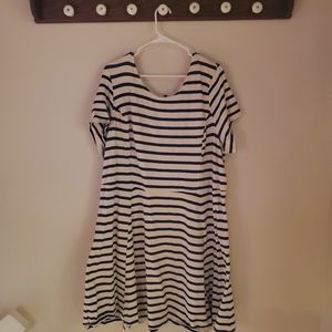 Knee length dress🍒